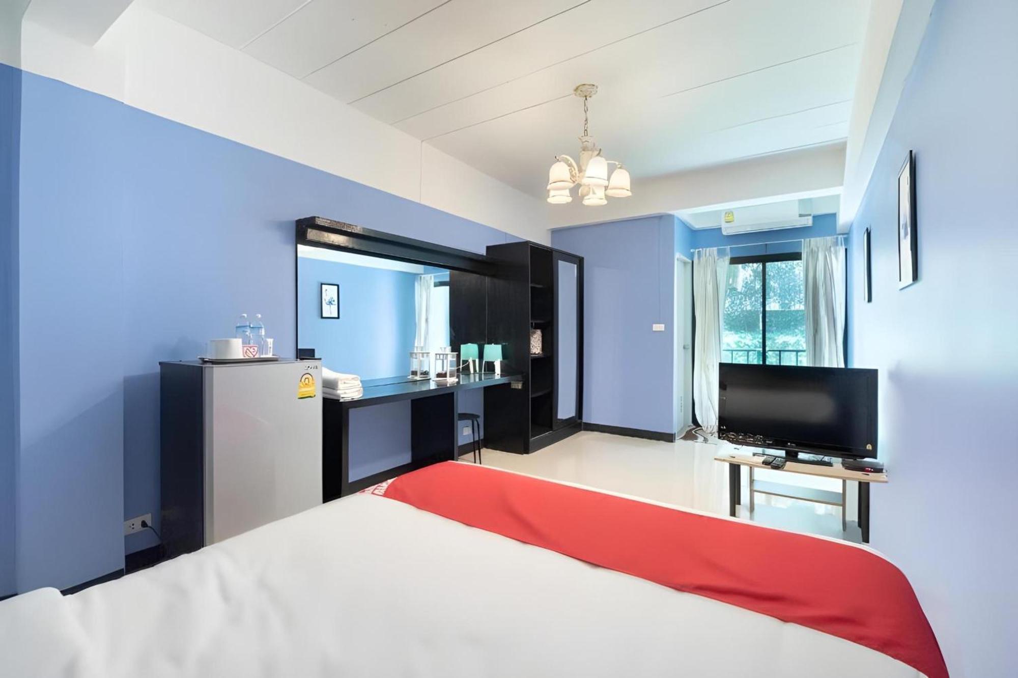 Super Oyo 427 Chill Apartment Бангкок Екстер'єр фото