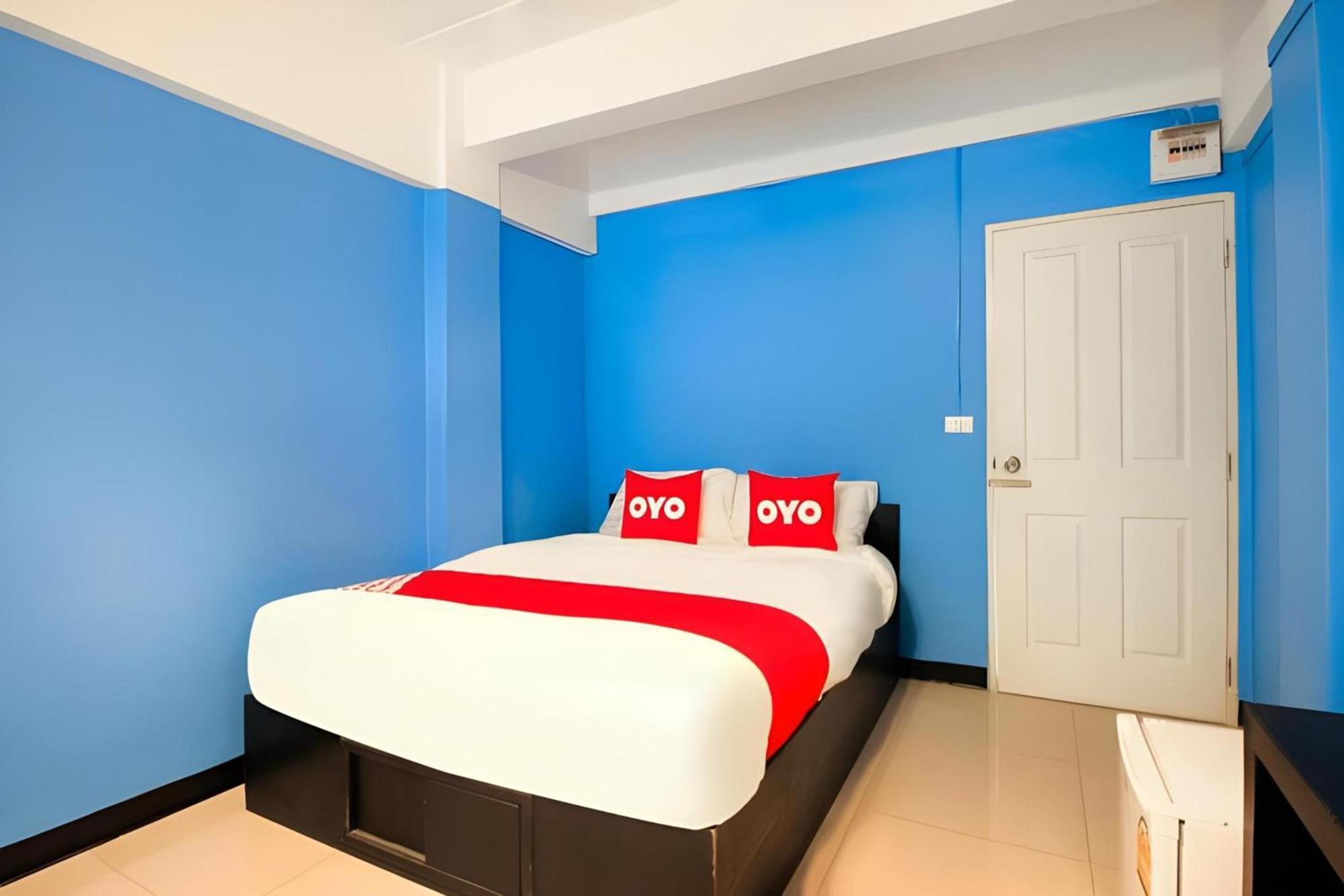 Super Oyo 427 Chill Apartment Бангкок Екстер'єр фото